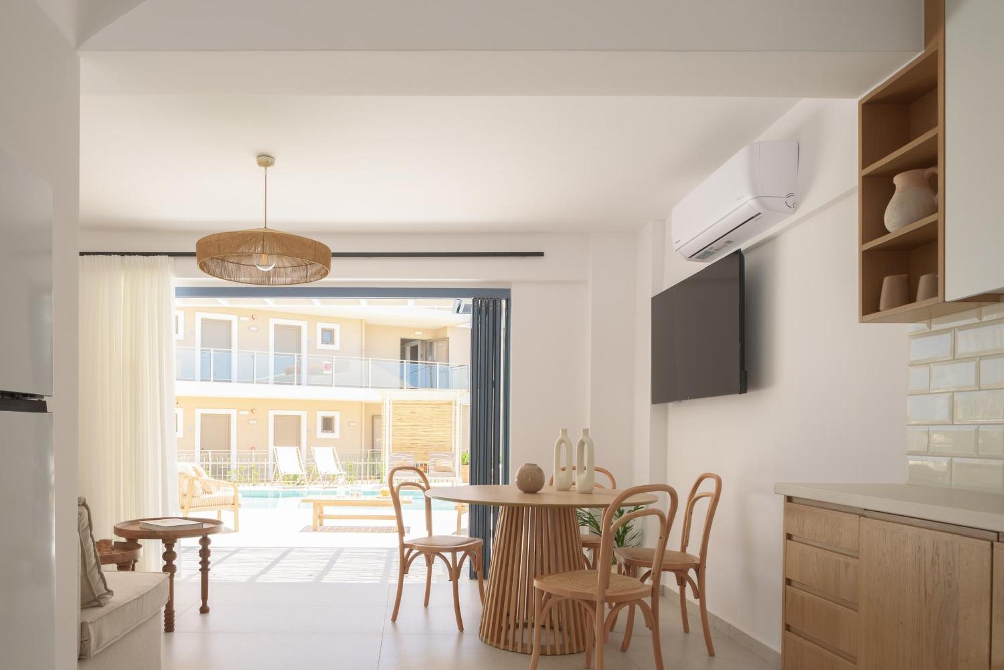 Pelagias Loft Holiday home Paralia Kourna