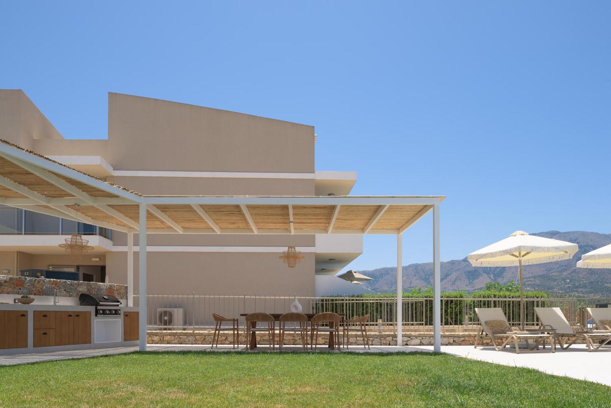 Pelagias Loft Holiday home